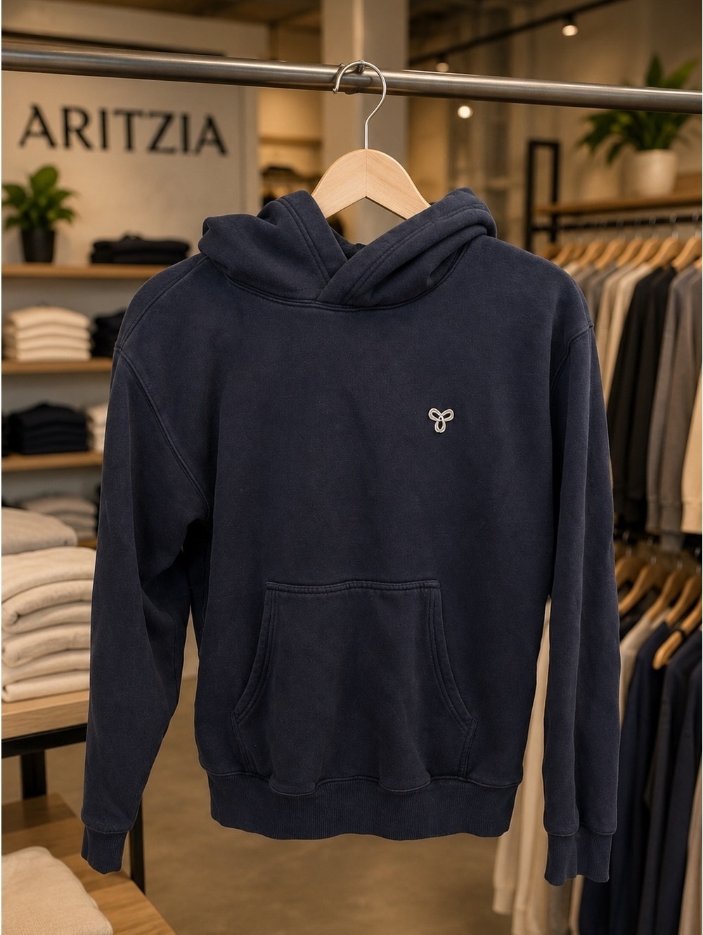 TNA Aritzia Navy Blue Pullover Hoodie Women’s Size Small Cozy Sweatshirt - Picture 2 of 7